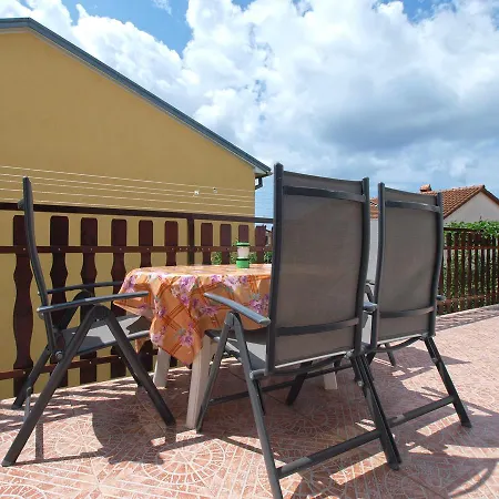 Mirko 647 Apartman